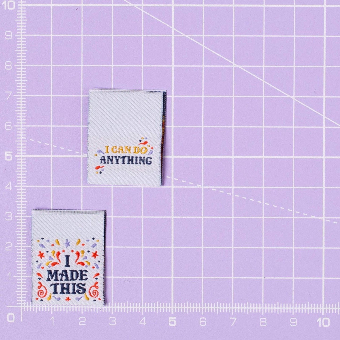 Etiquetas tejidas para coser Little Rosy Cheeks: ¡yo las hice! ¡Puedo hacer cualquier cosa!