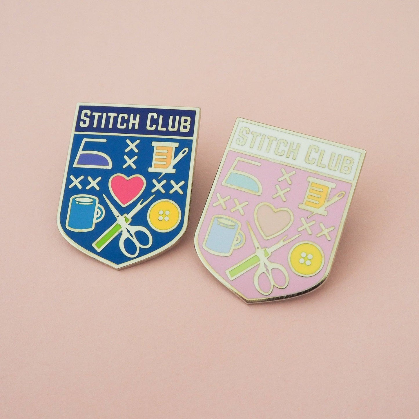 Pin de esmalte para coser, regalo de Pastel Stitch Club