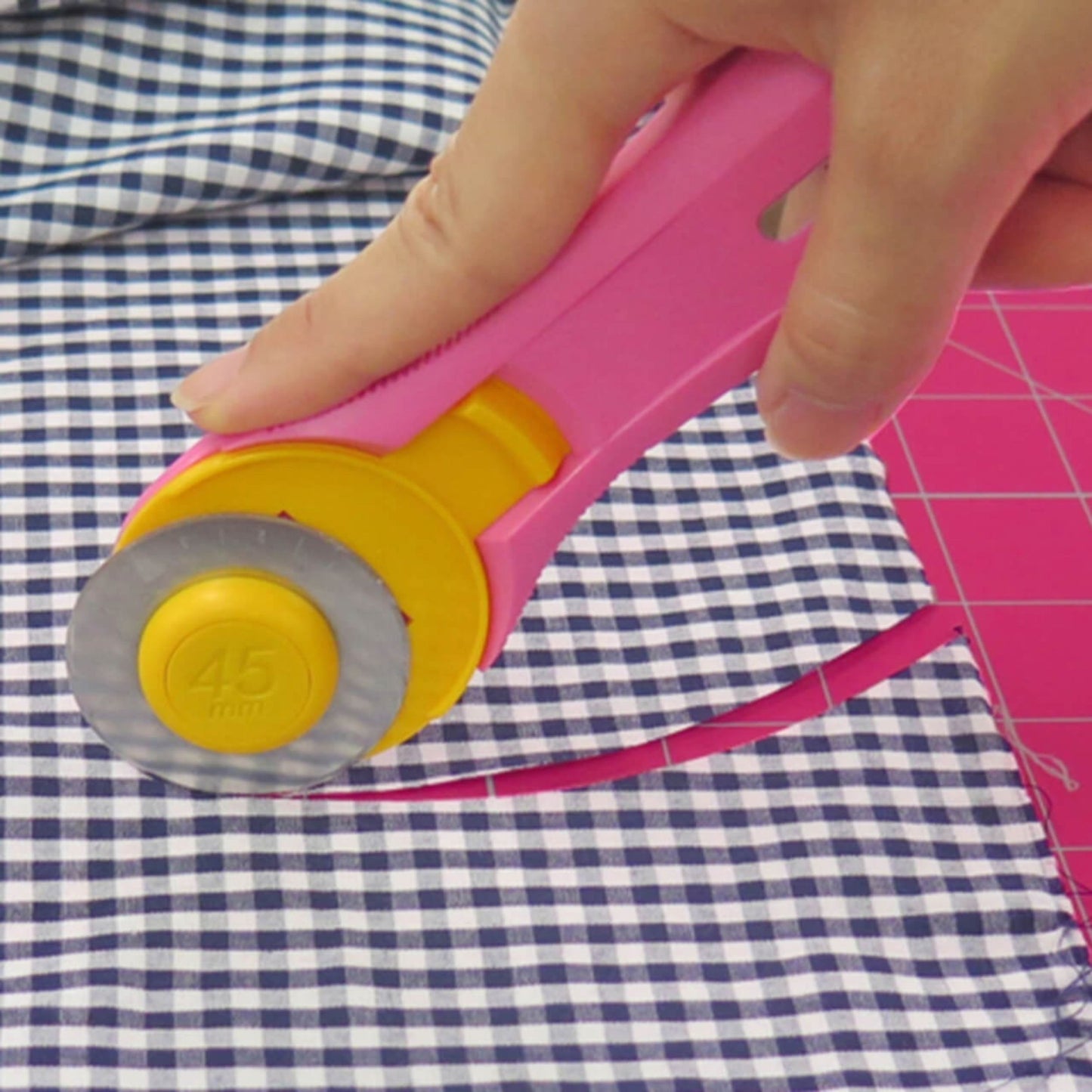 Cutter rotatif Olfa, 45 mm, rose