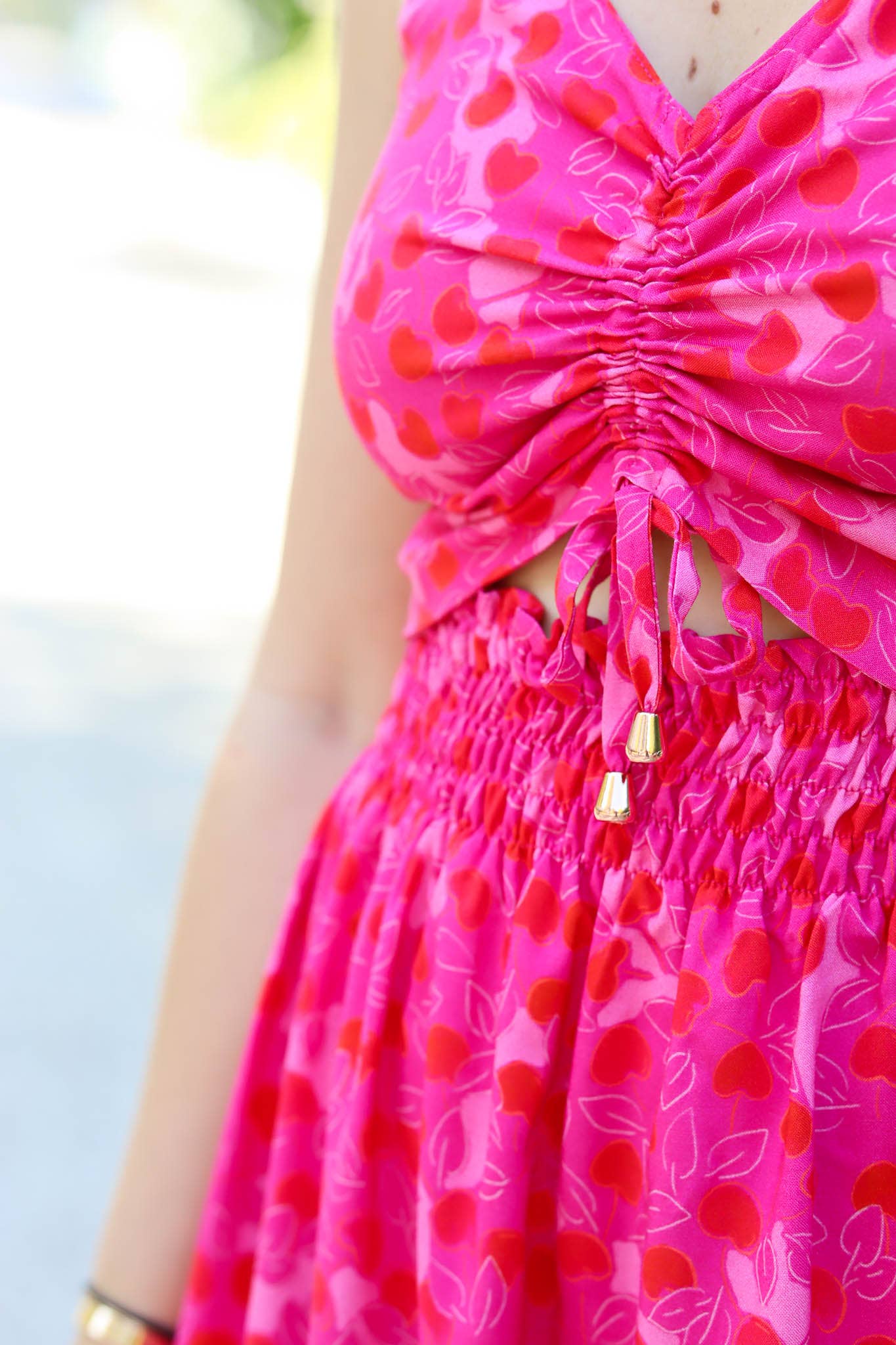 Tela de viscosa "Cherry" para confección de Lise Tailor - Colección Primavera 2025