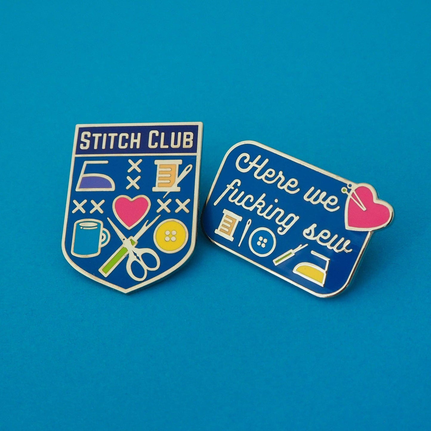 Pin de esmalte para coser, regalo de Bright Stitch Club