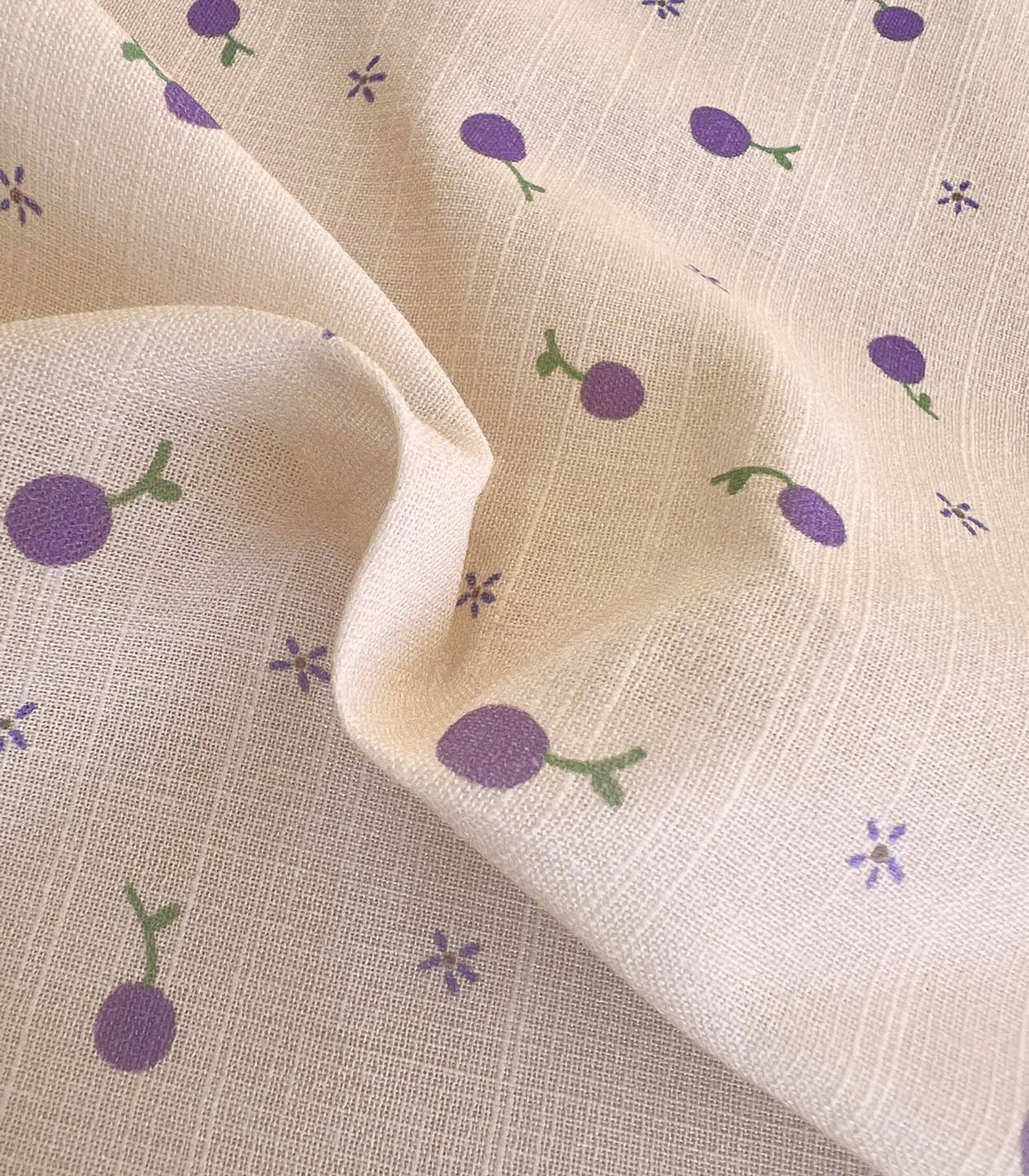 Tissu de couture en viscose et coton « Prunette » du créateur français Cousette