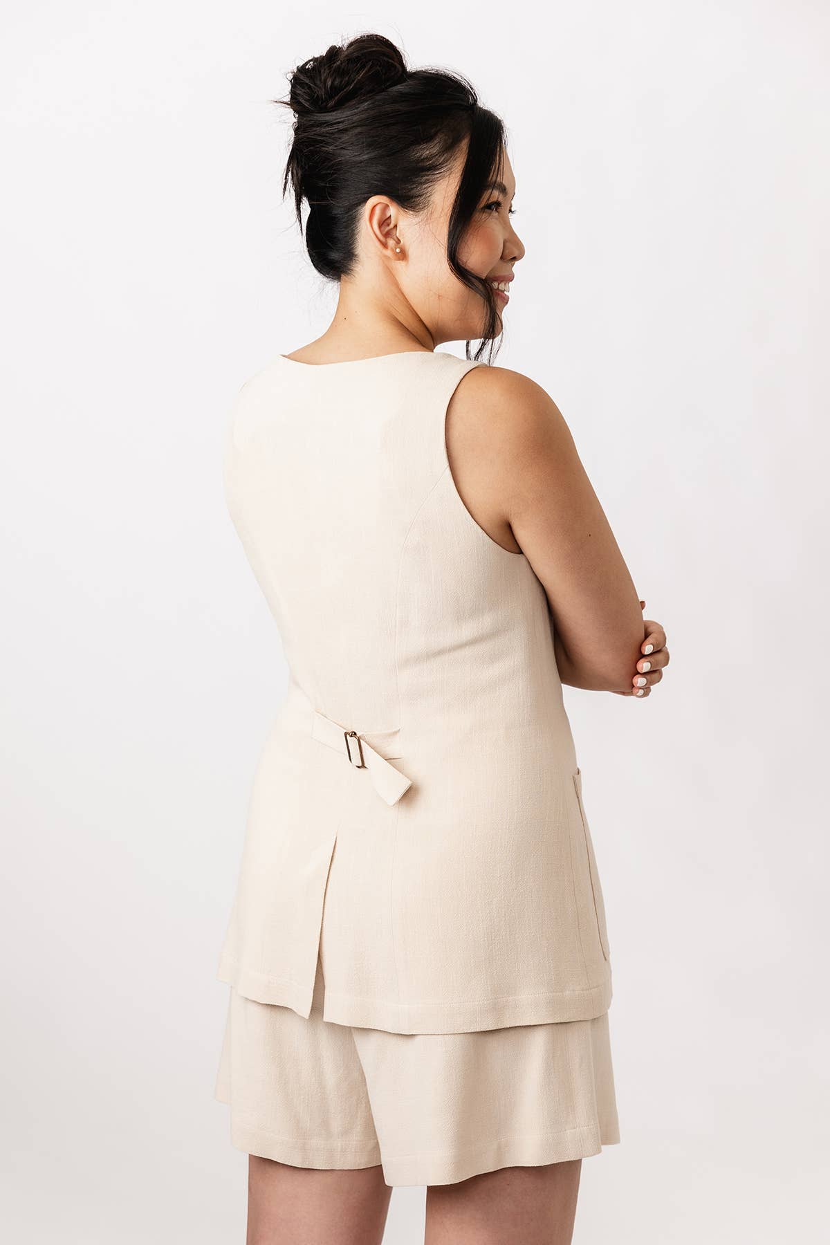 Patron de couture pour robe boutonnée et gilet Asteri par Named, patron papier, tailles 4 à 28