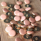 Bouton de perle rose chic