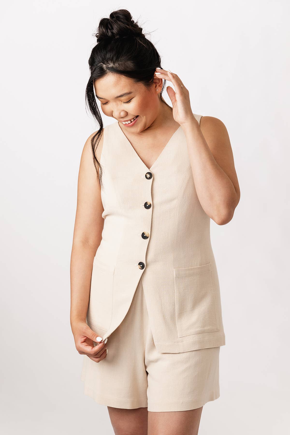 Patron de couture pour robe boutonnée et gilet Asteri par Named, patron papier, tailles 4 à 28